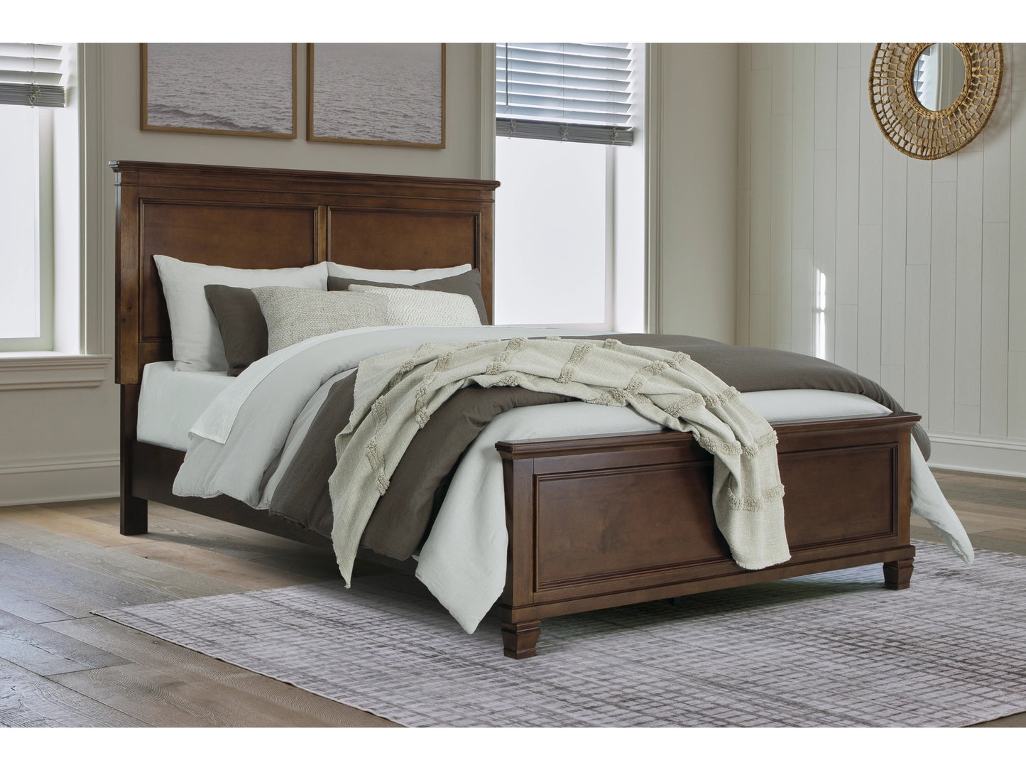 Danabrin Full Panel Bed